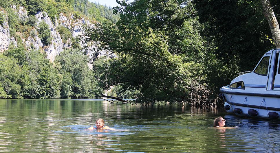 Du betrachtest gerade Hausboot-Ferien auf der Lot in Frankreich!